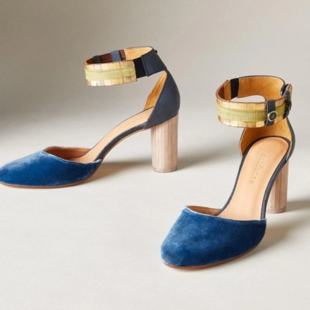 Sundance Aurora Size 6.5/7 37 Blue Velvet Ankle Strap Heels $228 MSRP